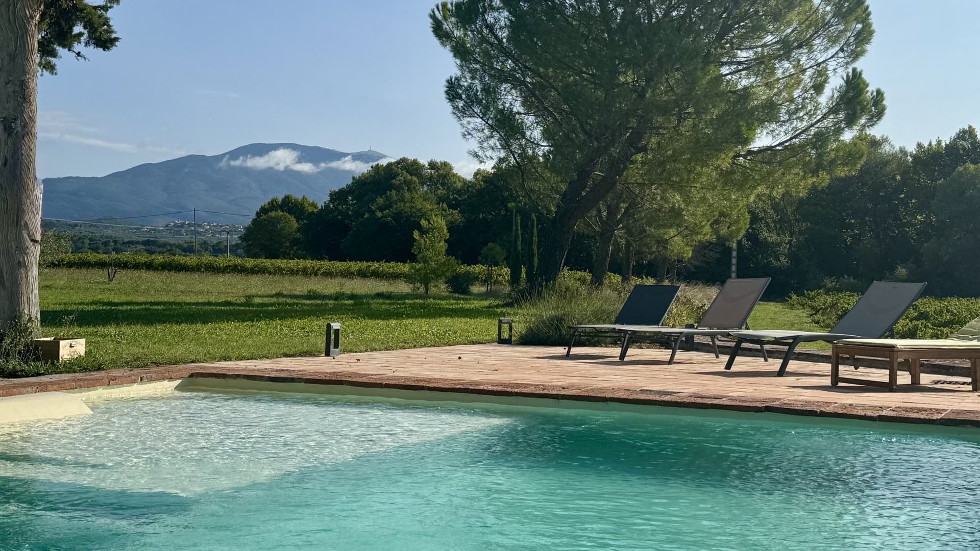 Castles for sale in Caromb
