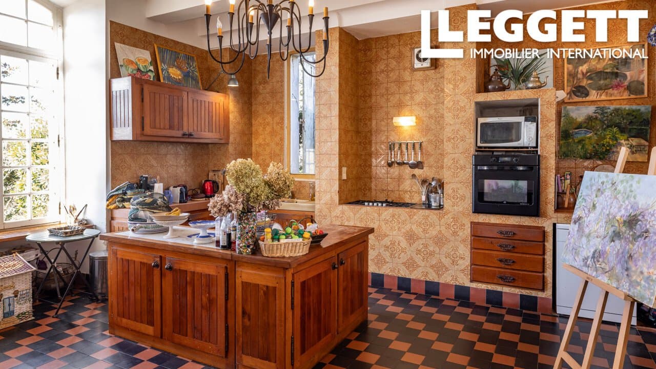 Charming 18th Century Manor House Overlooking The Dordogne Valley 4