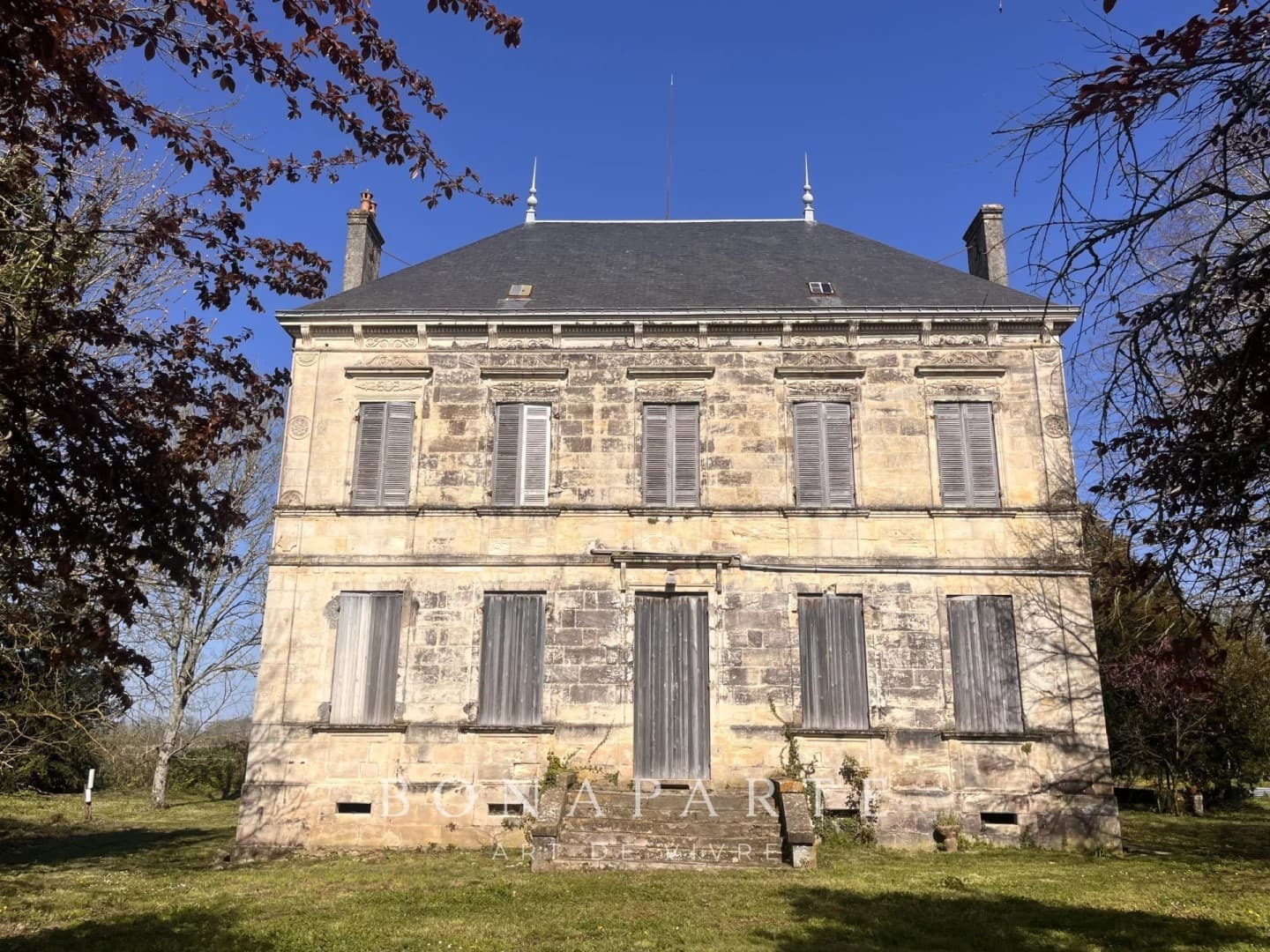 Castles for sale in Médoc