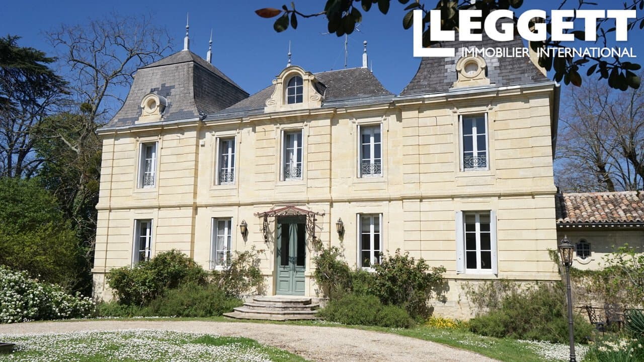 19th Century Château With Pool And Independent Outbuildings Near Saint Emilion 2