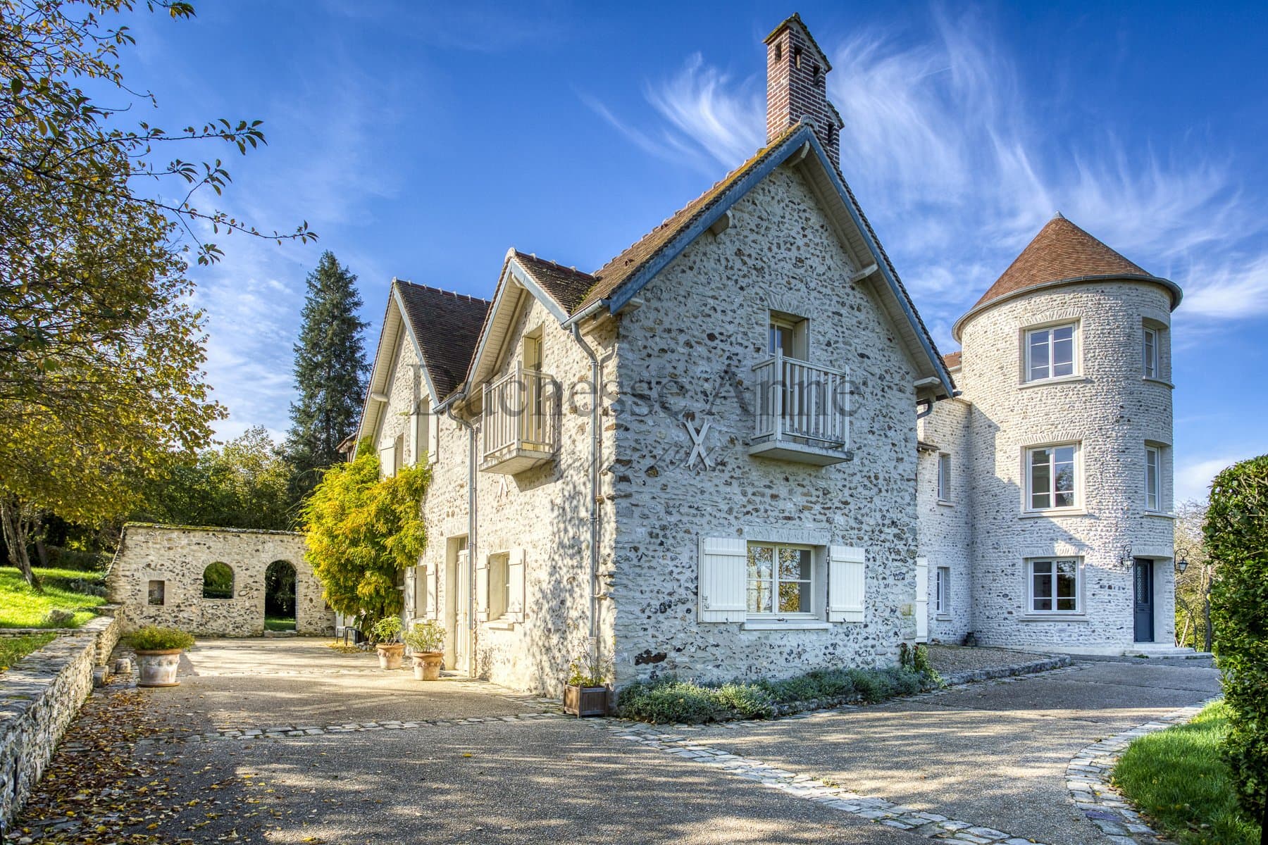 Historic 15th Century Mansion With Park And Panoramic View — in Centre-Val de Loire, France