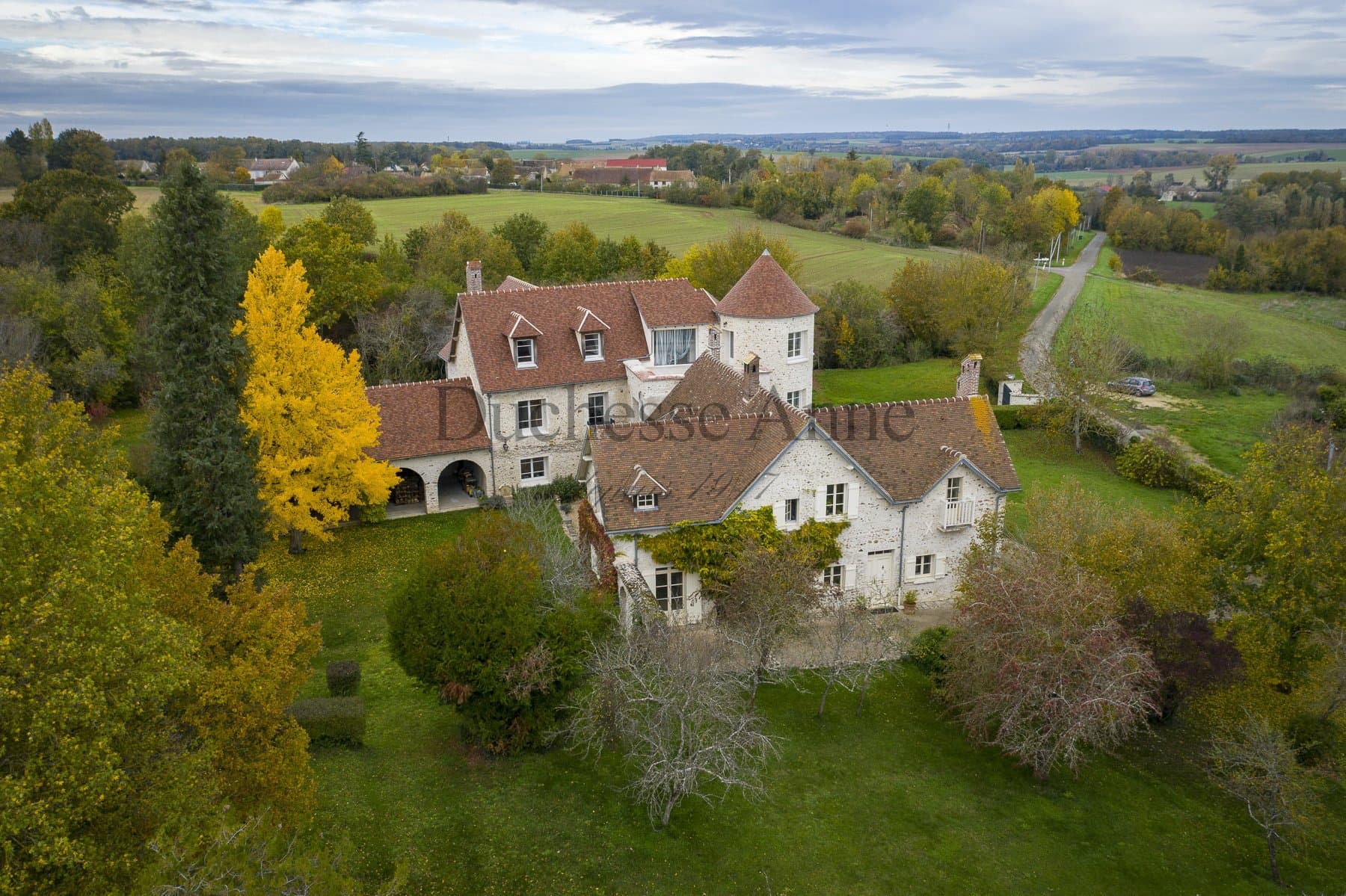 Historic 15th Century Mansion With Park And Panoramic View 3