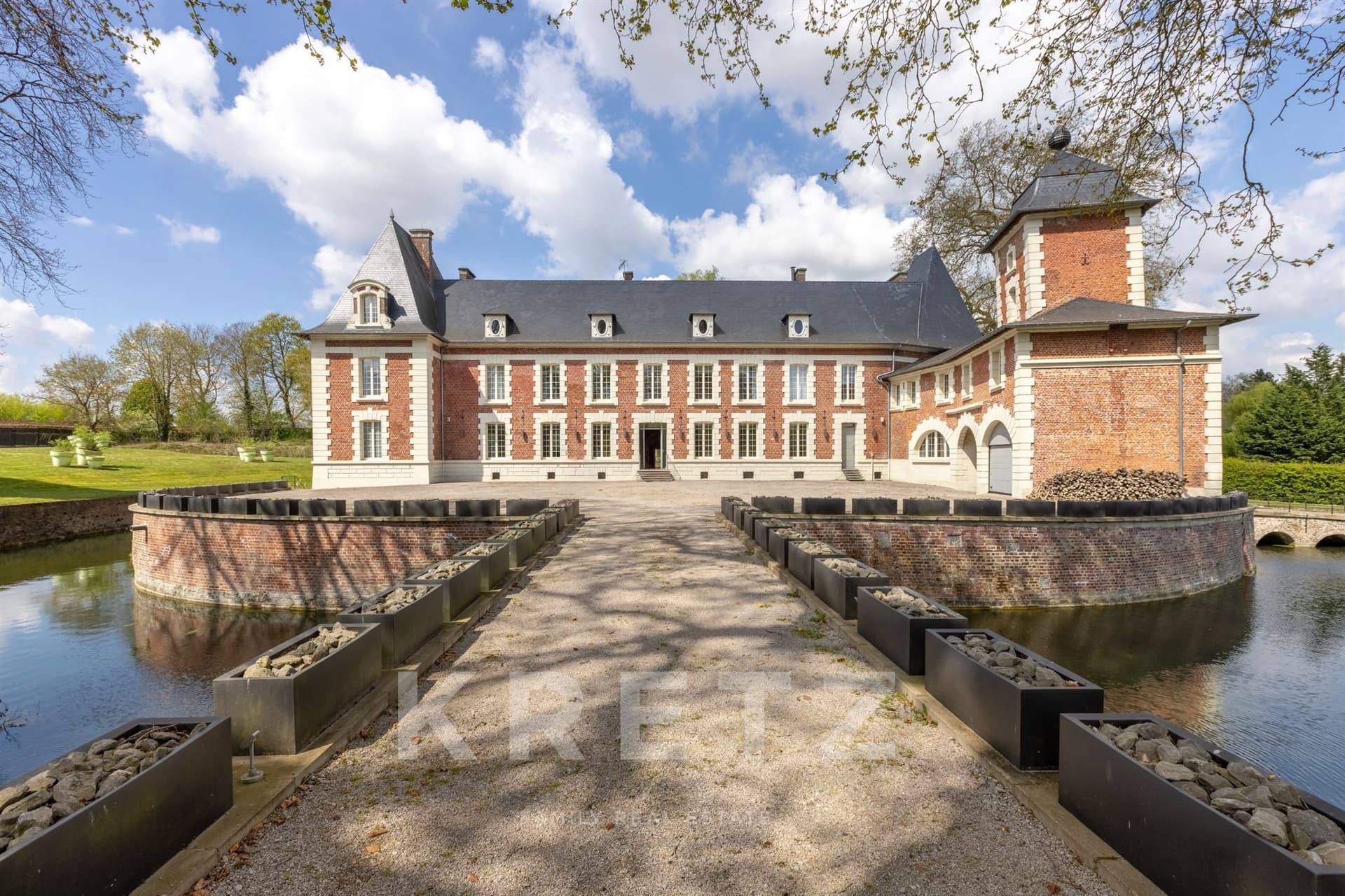 Stunning 18th Century Castle with Indoor Pool and Extensive Grounds 2