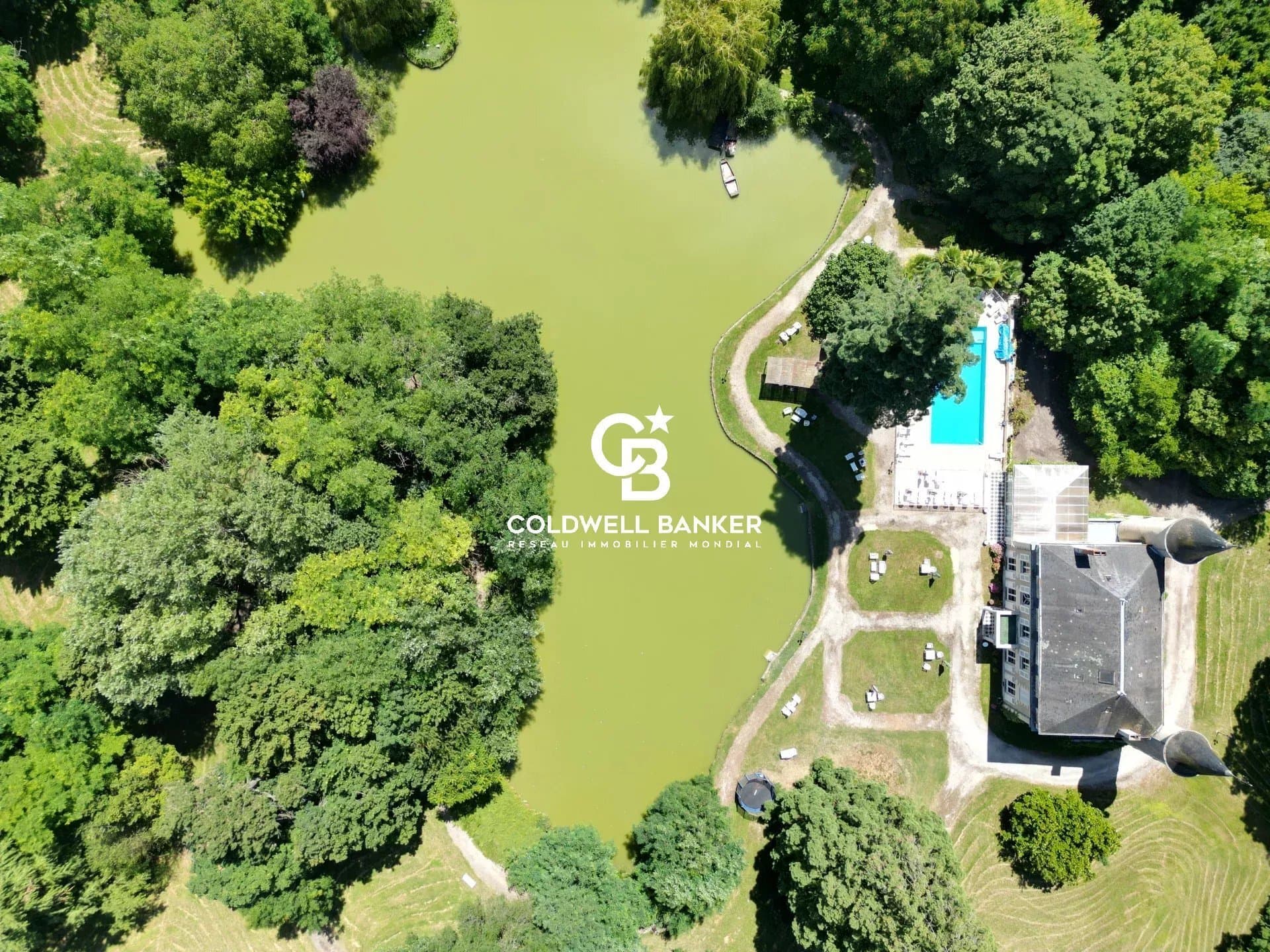 Elegant Château with Heated Pool and Pond in Centre-Val de Loire 3