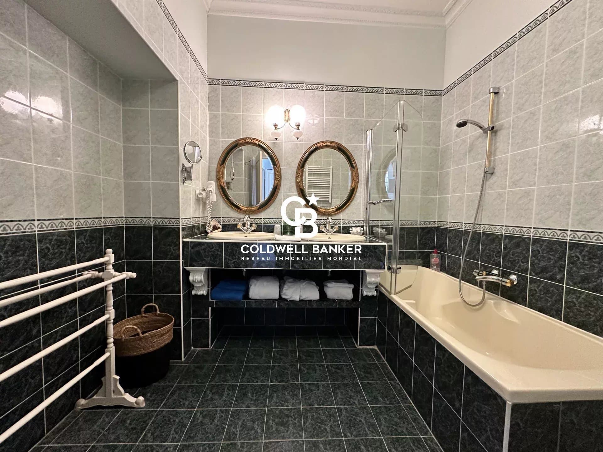 Elegant Château with Heated Pool and Pond in Centre-Val de Loire 5