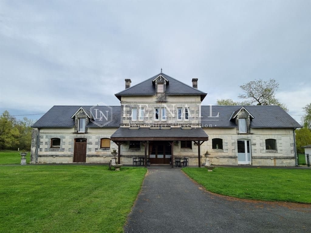 Stunning 19th Century Château With Lodges On A 71 Acre Estate 2