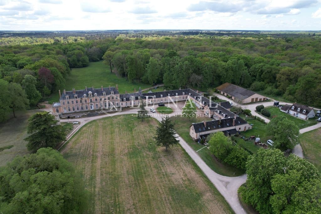 Elegant Château with Extensive Grounds and Rental Properties 4