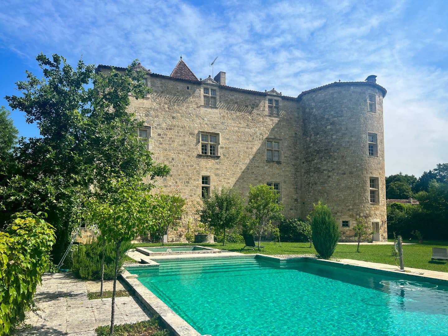 Château de Fourcès 2 Bedrooms 3