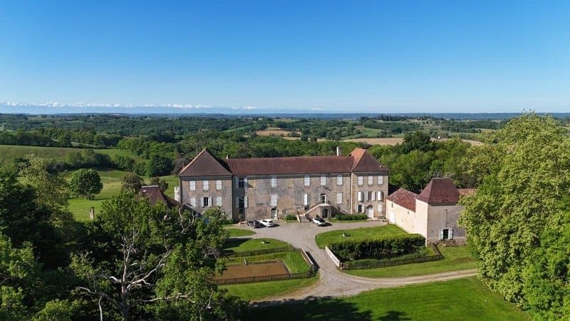 19th Century Château With Panoramic Views And Event Facilities 5