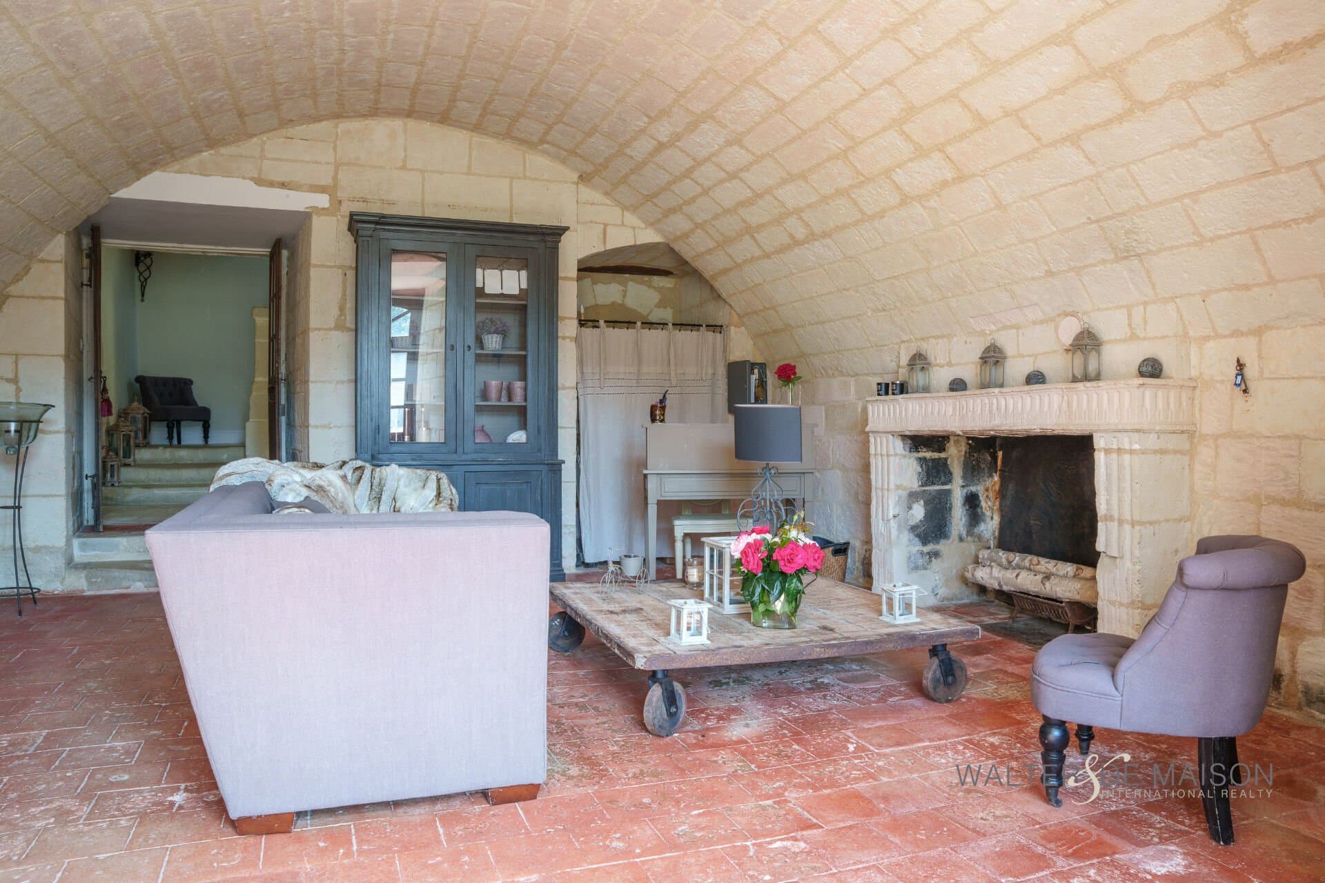 Exceptional 11th Century Château With 9 Bedrooms And 14 Additional Rooms 5