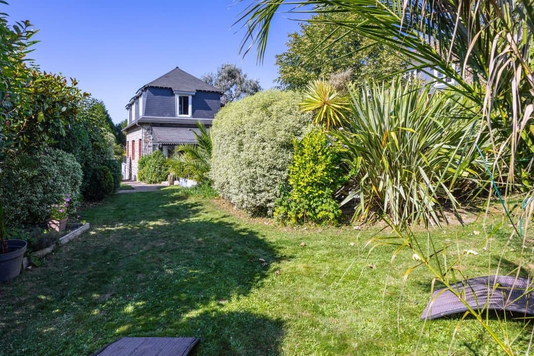Charming House With Swimming Pool Near Prieuré Beach 4