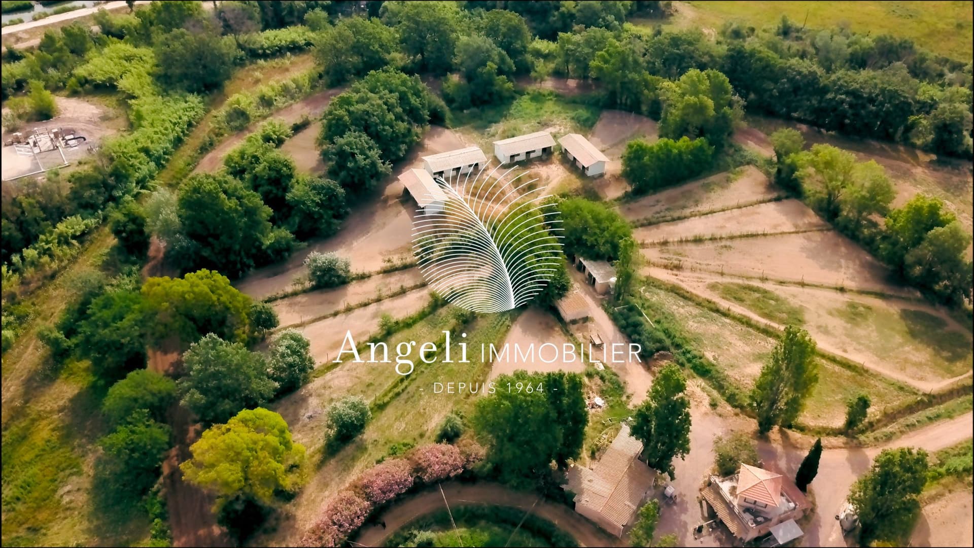 Equestrian Center with Villa and Training Facilities in Provence