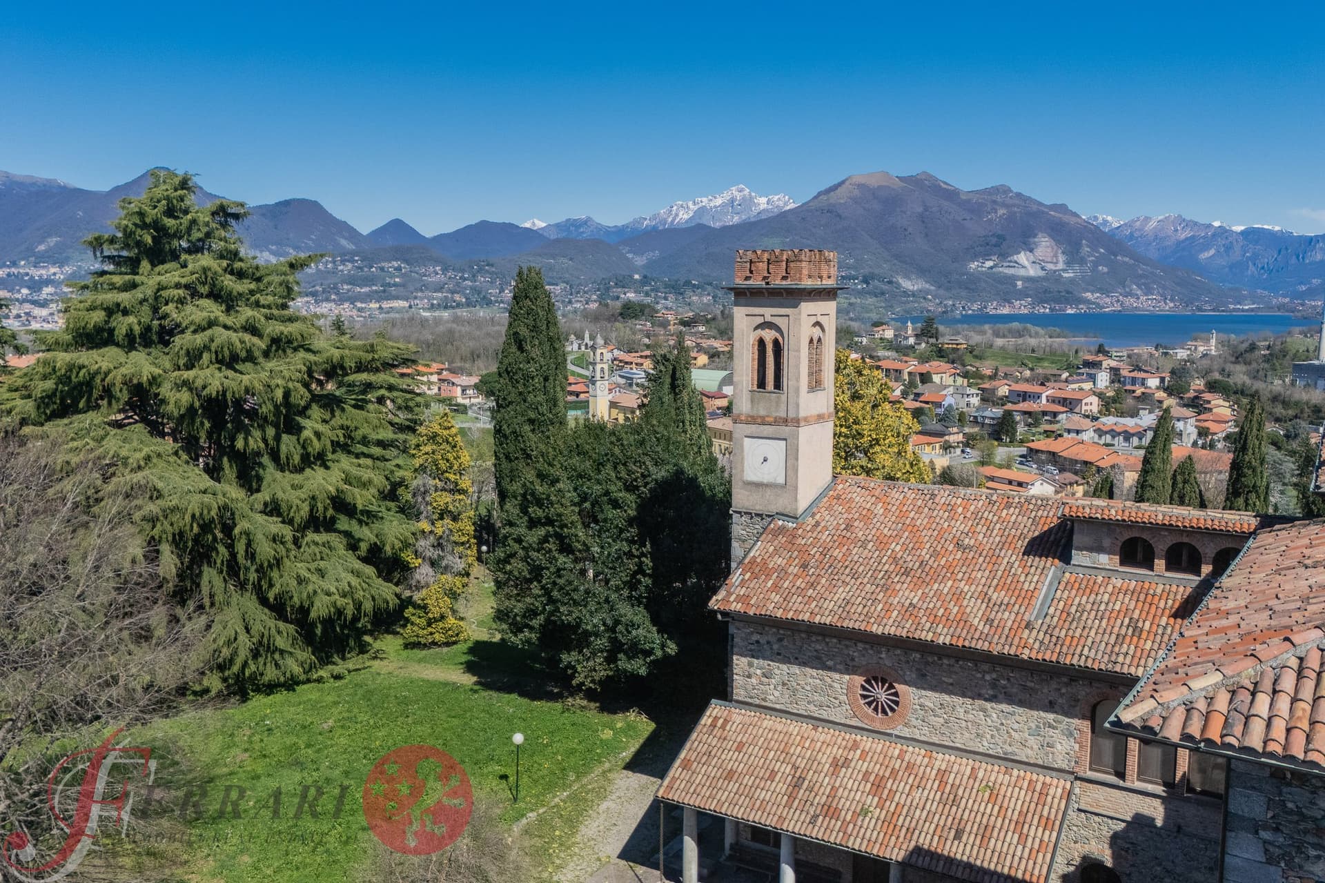 Historic Castle With Expansive Parkland And 360-Degree Views 3