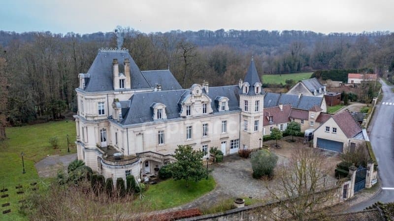 Château 750.0 Sqm 7 Bedrooms 5
