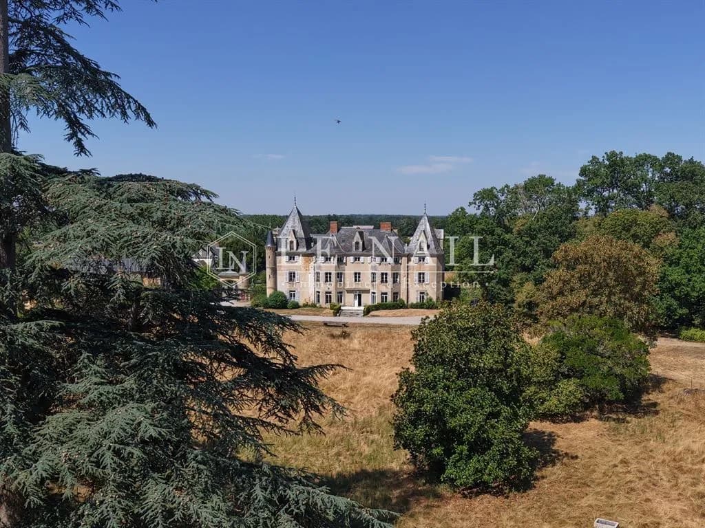 19th Century Château With 13 Bedrooms And 7.2 Acres Of Parkland 4