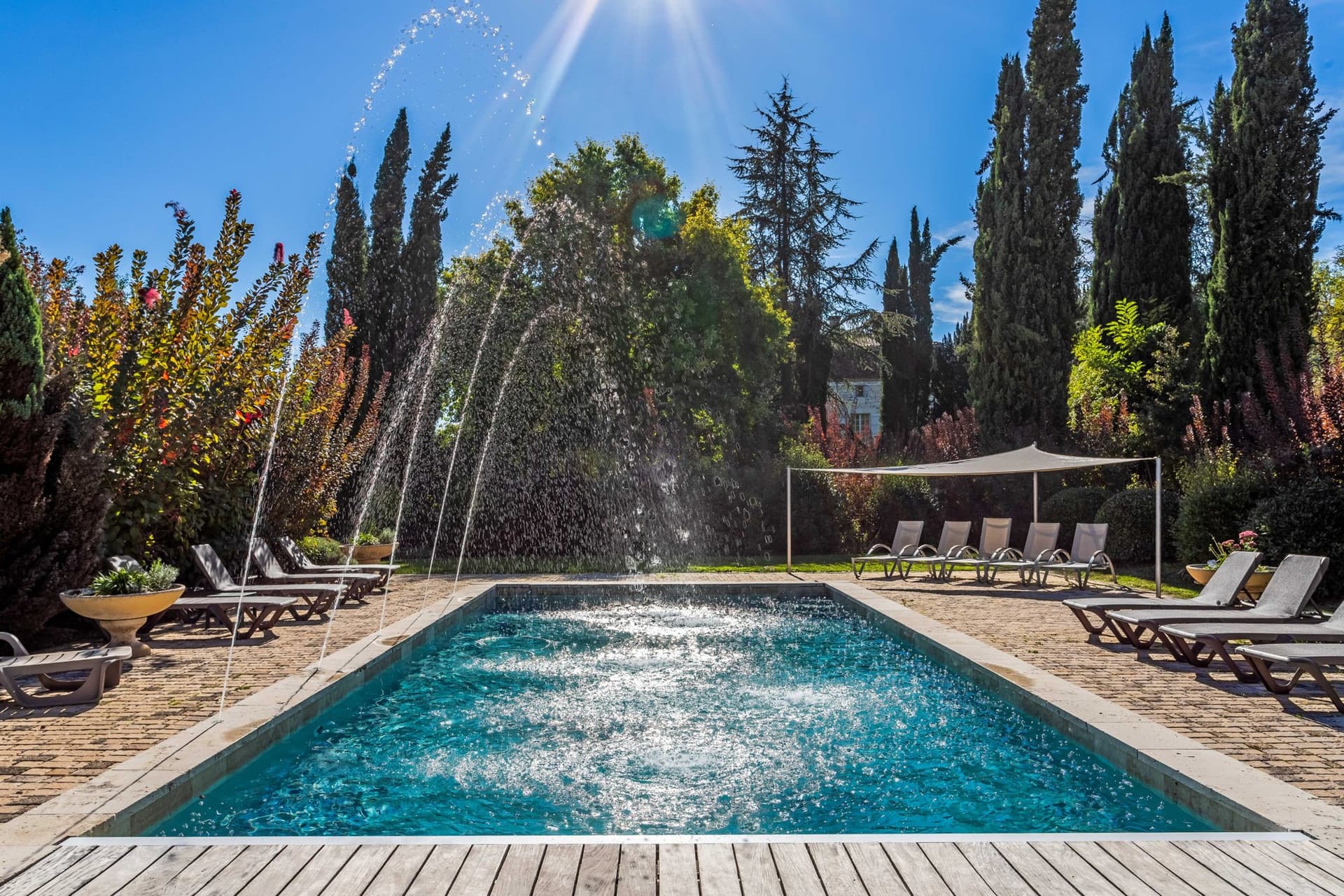 Stunning 13th Century Château With Event Facilities And River Access 4