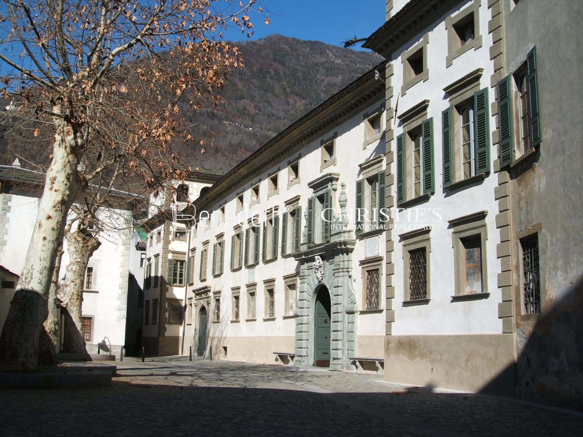 Castles for sale in Sondrio