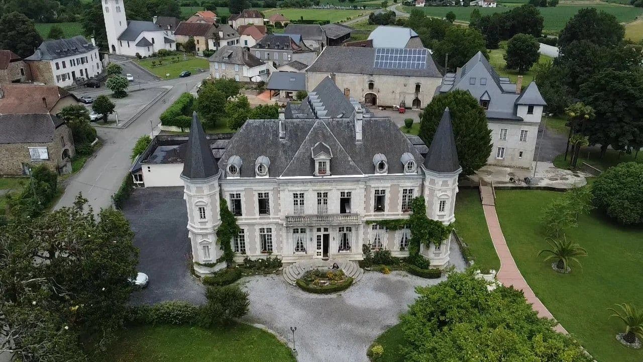 High-Potential Estate With Château And Manor Near The Basque Coast 2