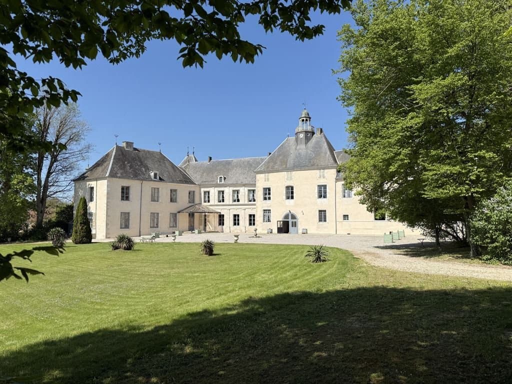 Historic Château With Napoleon's Bedroom And Grand Salon 2