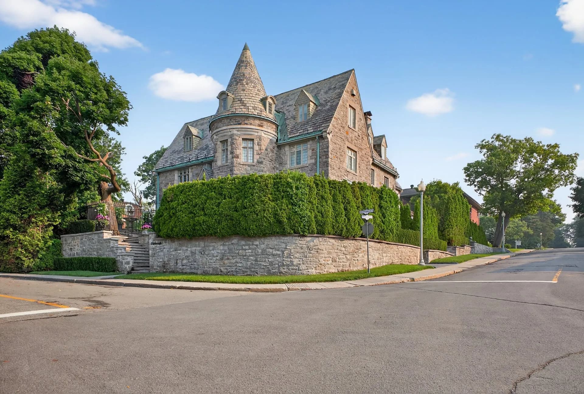 Iconic Gated Estate in Westmount with Custom Pool and Unobstructed Views 4