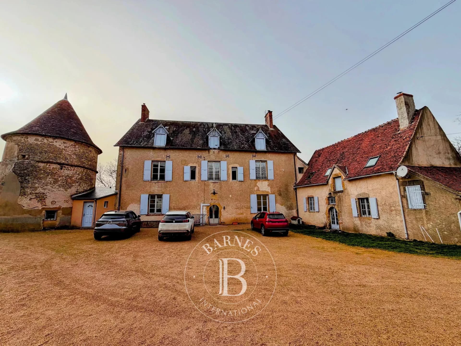 Historic 14th and 15th Century Castle with Farmhouse and Beautiful Grounds 2