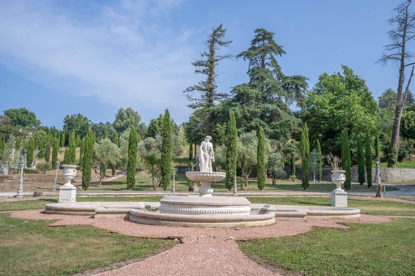 Elegant 19th Century Château Surrounded By Landscaped Park 4