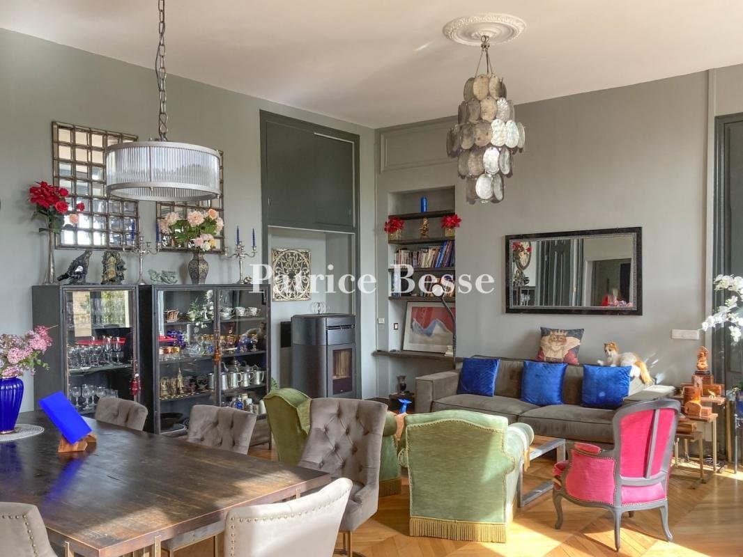 Neo-Louis XIII Style Flat With Patio In A 5 Hectare Château 5