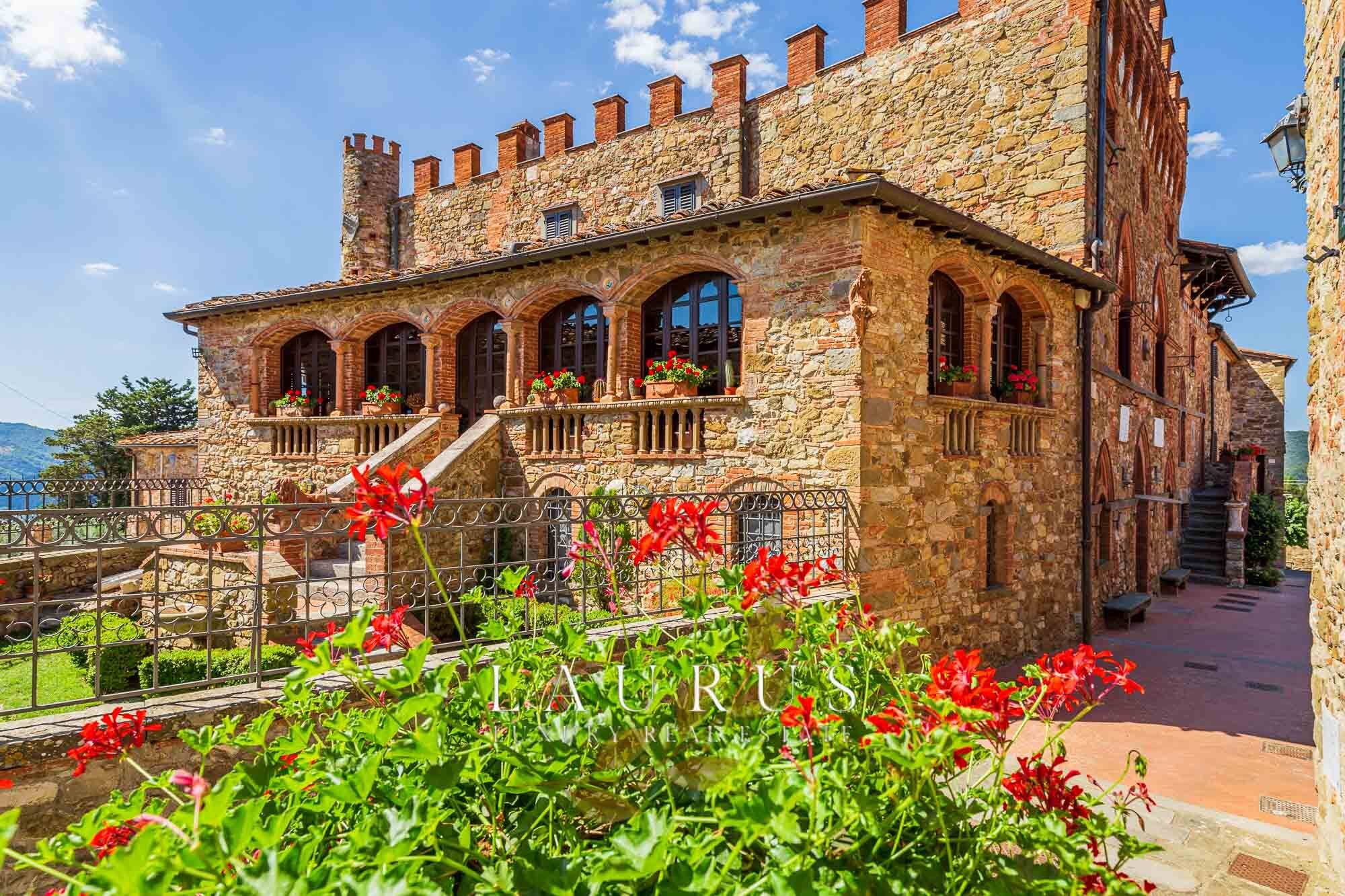 Historic Castle With Panoramic Views In Chianti 4