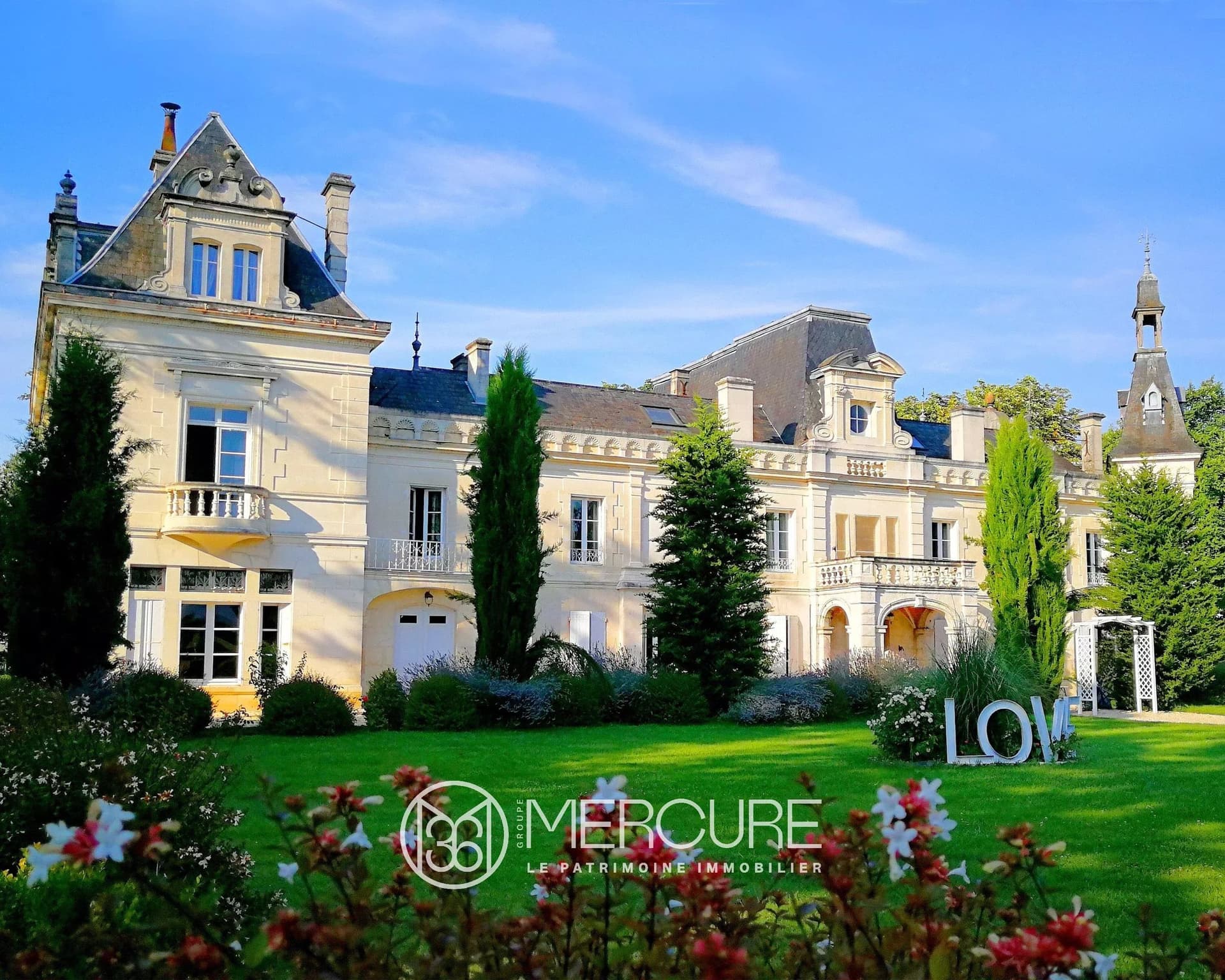 19th Century Château With Guest Houses, Sauna, And Swimming Pool