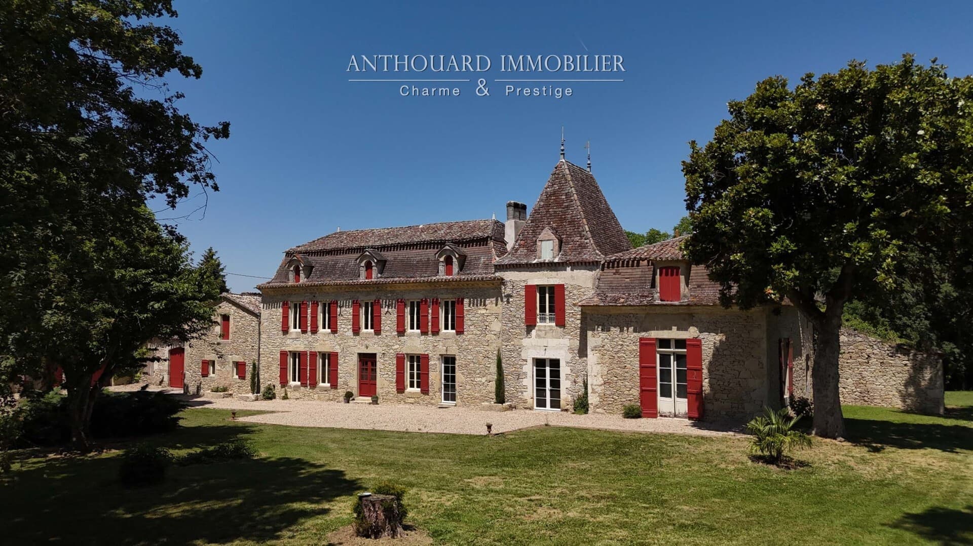 Spacious Castle With 7 Bedrooms And Swimming Pool 3