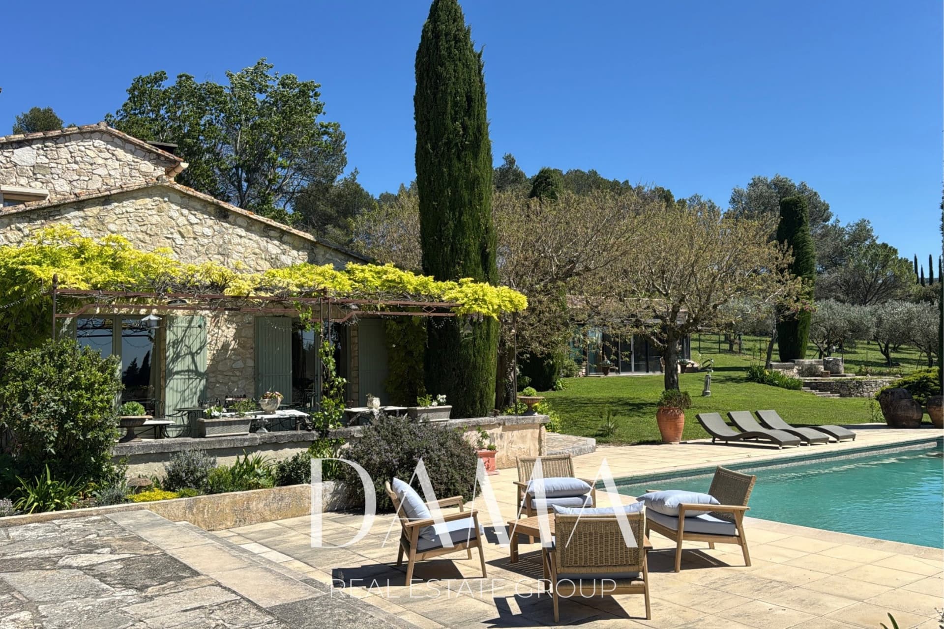 Charming Property with 285 Sqm Living Space on 8 Hectares with Pool and Annex Houses 2