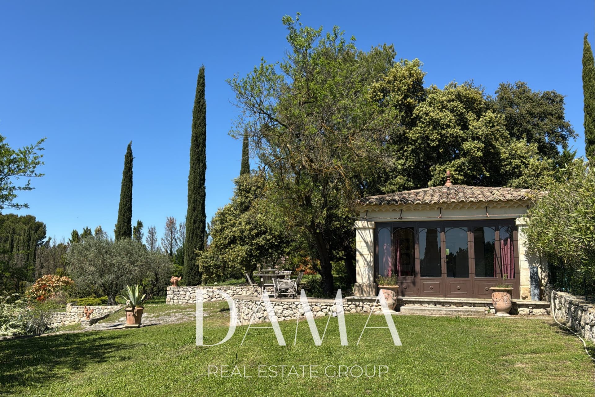 Charming Property with 285 Sqm Living Space on 8 Hectares with Pool and Annex Houses 5
