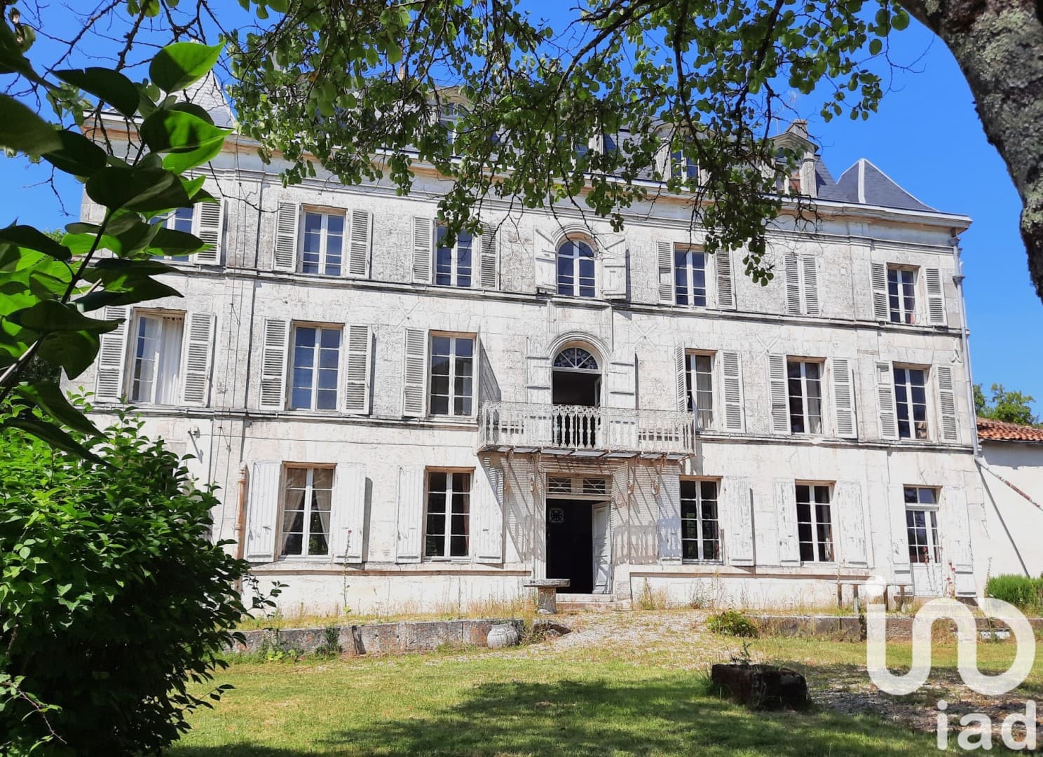 Charming 1850 Castle With 15 Bedrooms 2