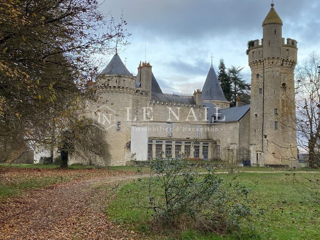 Medieval Castle with Extensive Grounds and Multiple Gîtes 5