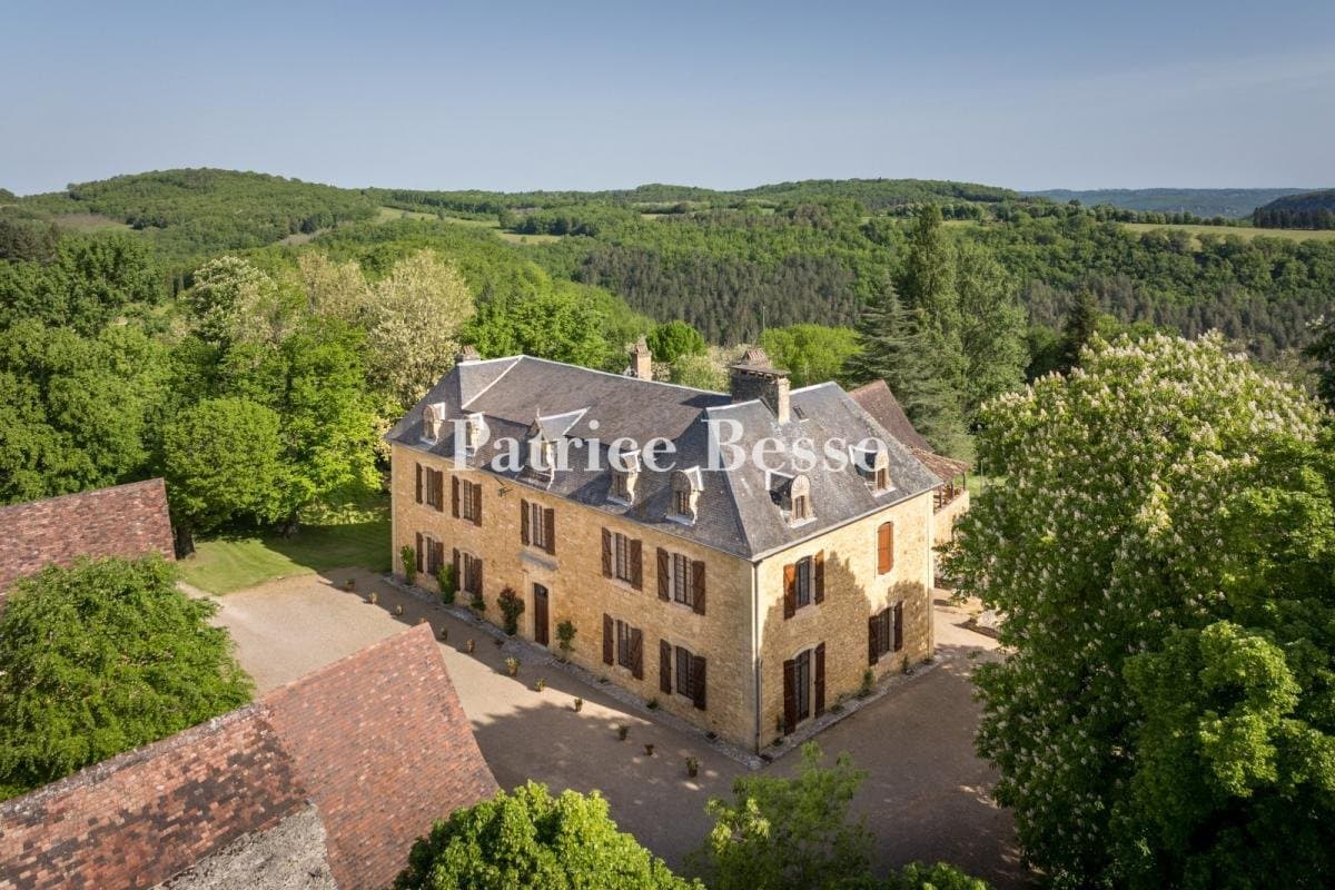 Late 17th Century Château With Breathtaking Views And 38 Hectares Of Land — in Périgord Noir, France