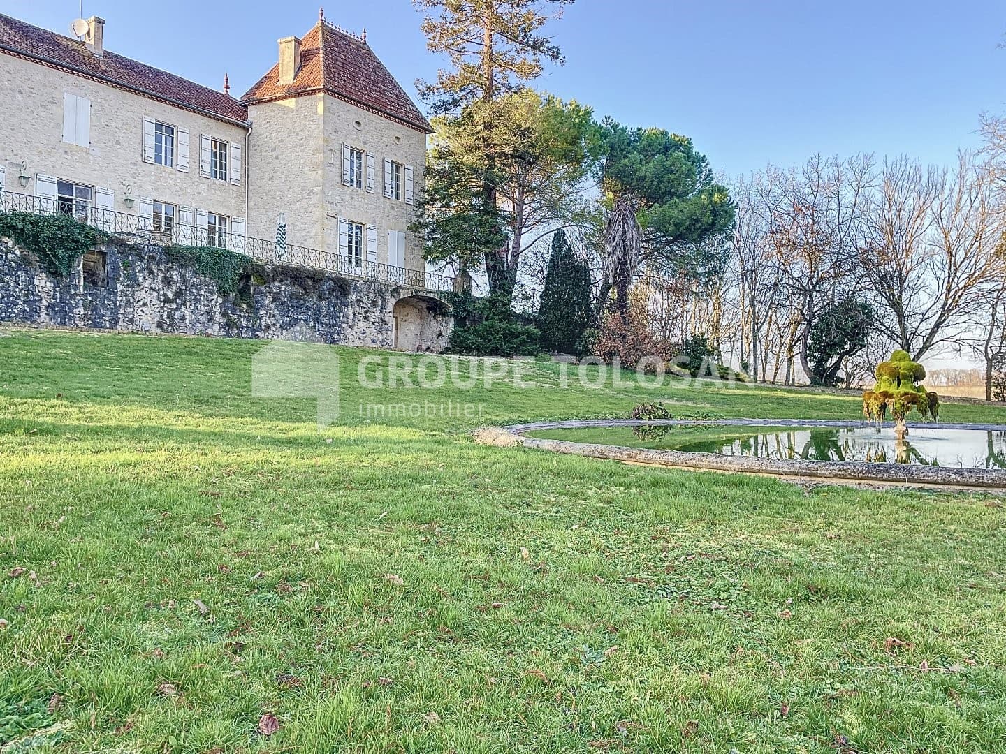 Renovated 18th Century Castle with Swimming Pool 2