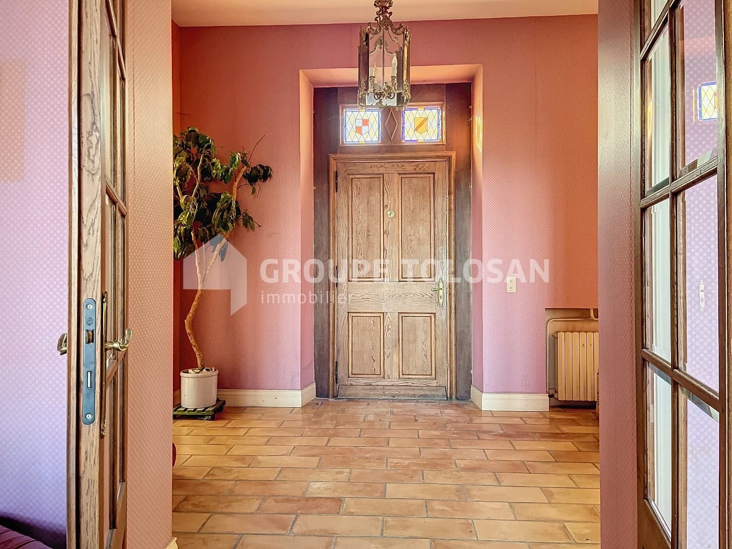 Renovated 18th Century Castle with Swimming Pool 4
