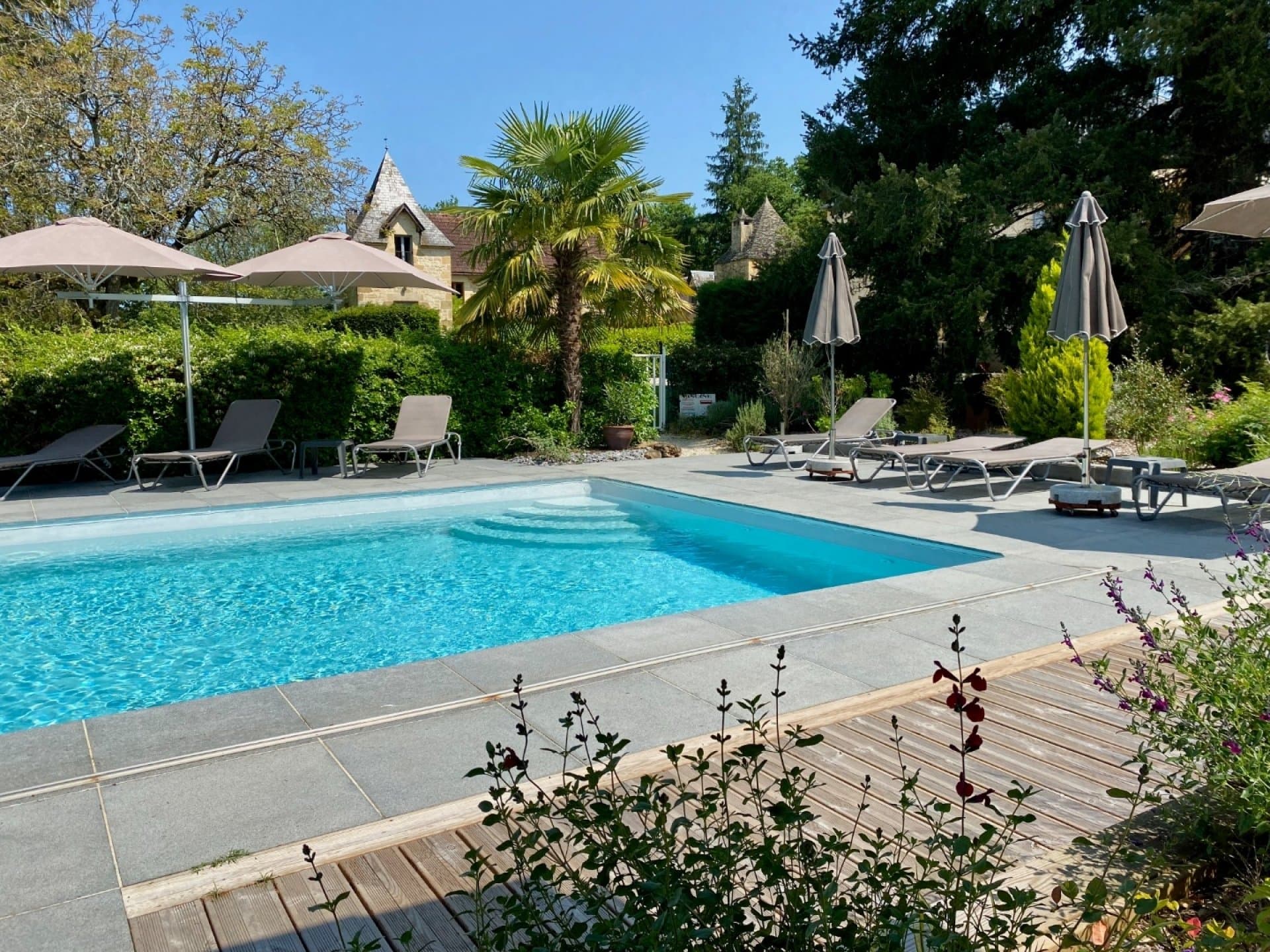 Charming Manor With Gîtes And Pool Near Sarlat 5