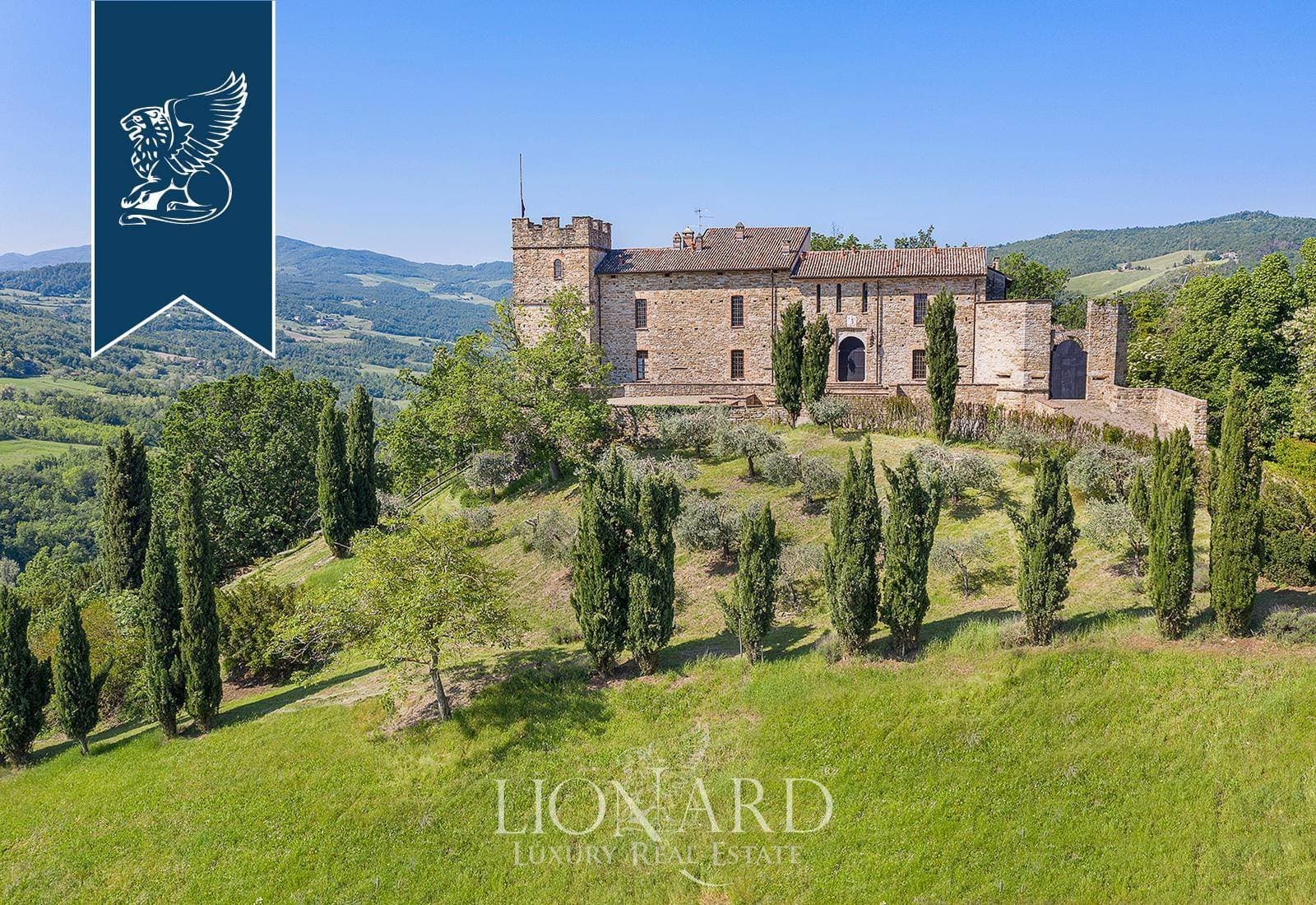 Restored 12th Century Fortress Surrounded By Expansive Grounds 4
