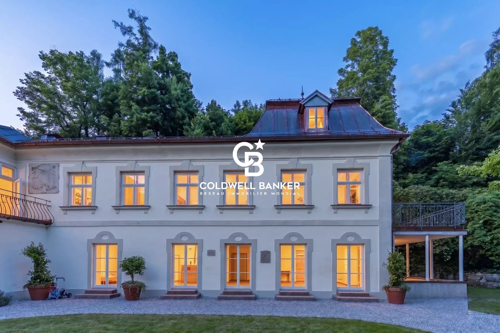 Historic Villa with Private Park and Unique Features in Salzburg 4