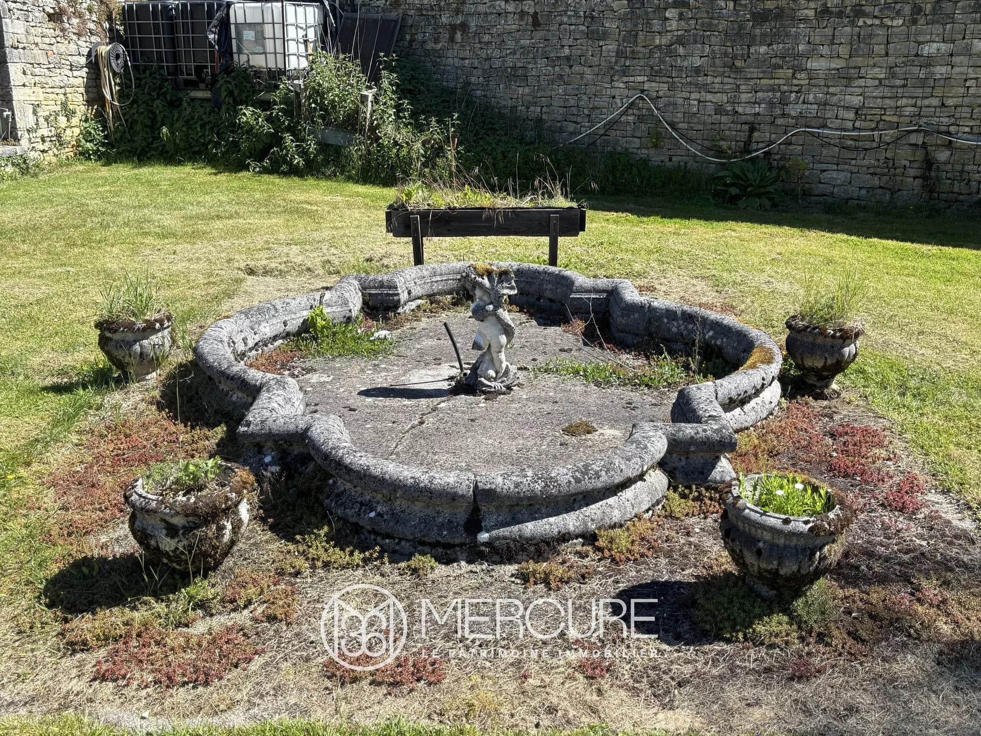 Historic Castle With 9 Bedrooms And Guest Cottage In Filain 5