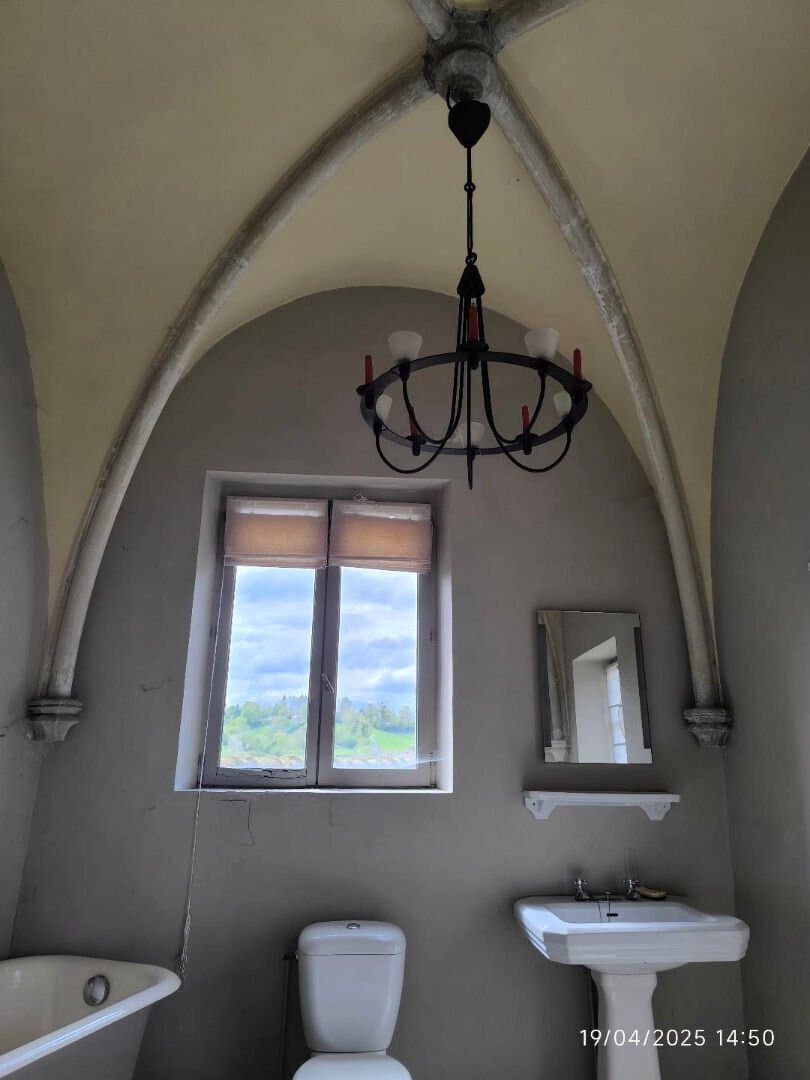 Historic 15th Century Château With 350 Sqm Living Space And 6 Hectares Of Grounds 5