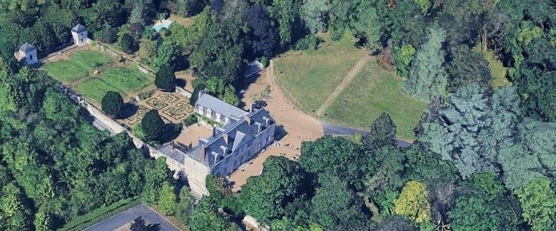 Exceptional Château With 9 Bedrooms And 5 Hectares Of Parkland 5