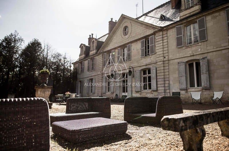 Exceptional Château With 9 Bedrooms And 5 Hectares Of Parkland 3