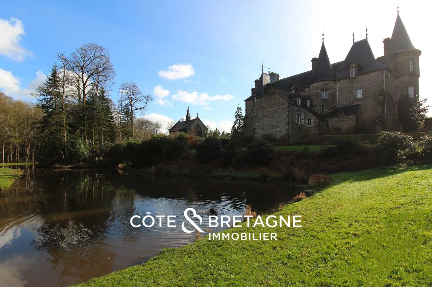 Majestic 15th-18th Century Castle With Unique Outbuildings 4
