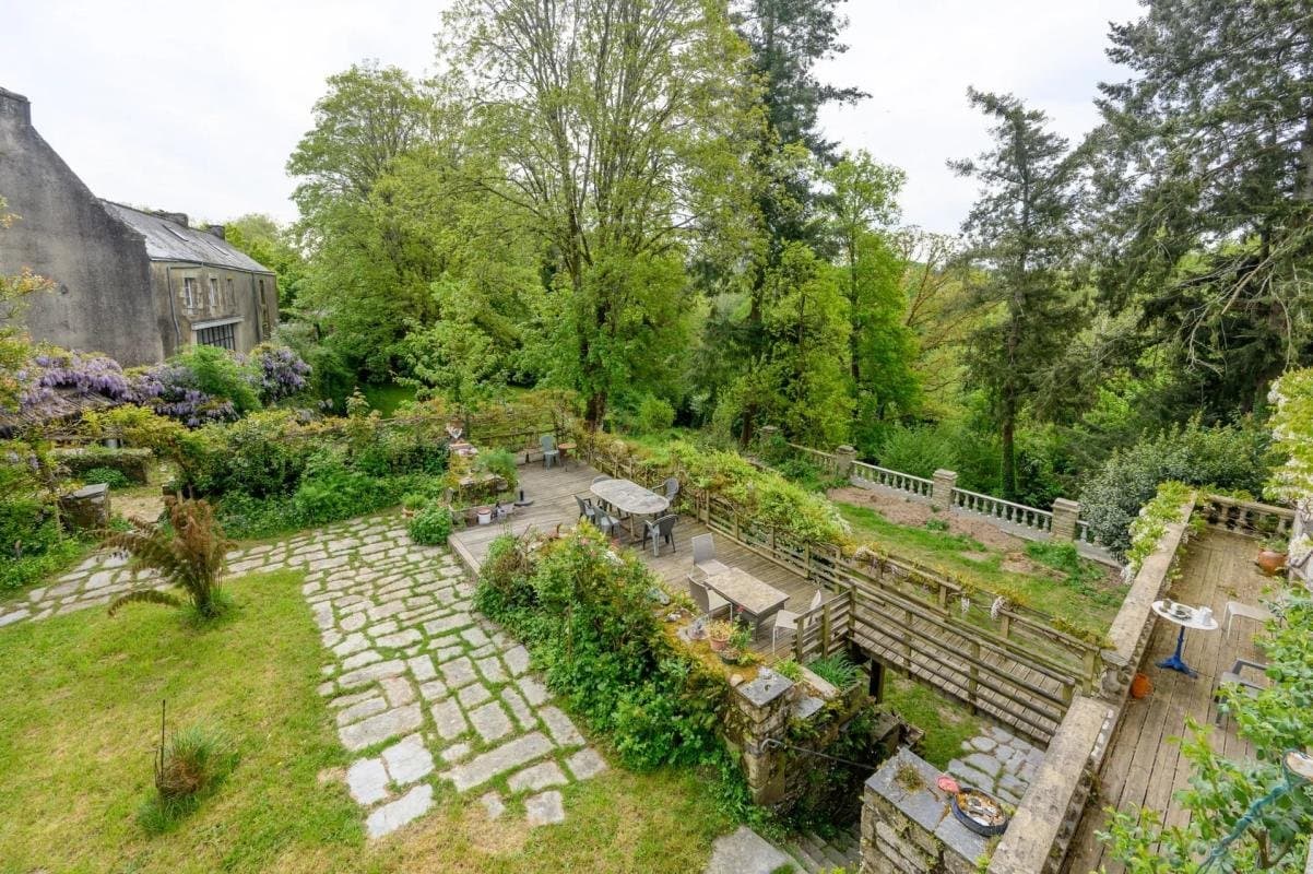 17th Century Manor With Panoramic Park Views 3