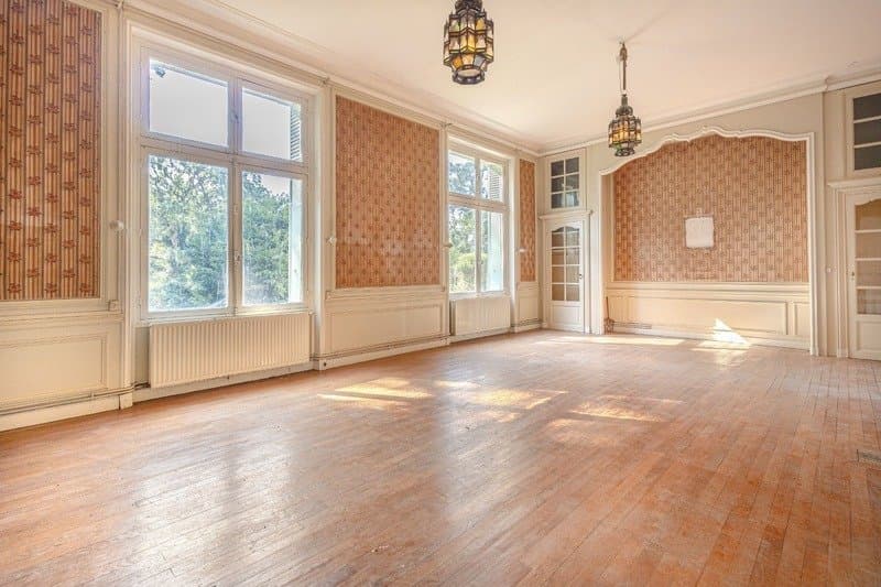 Elegant Neo-Gothic Château with 16 Bedrooms and 5.7 Hectare Park 3