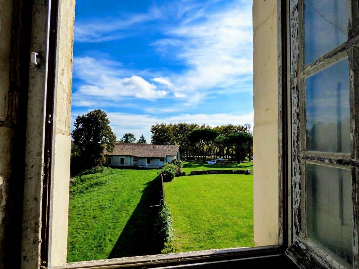 Historic Château With 3000 Sqm Living Space And Unique Potential 5