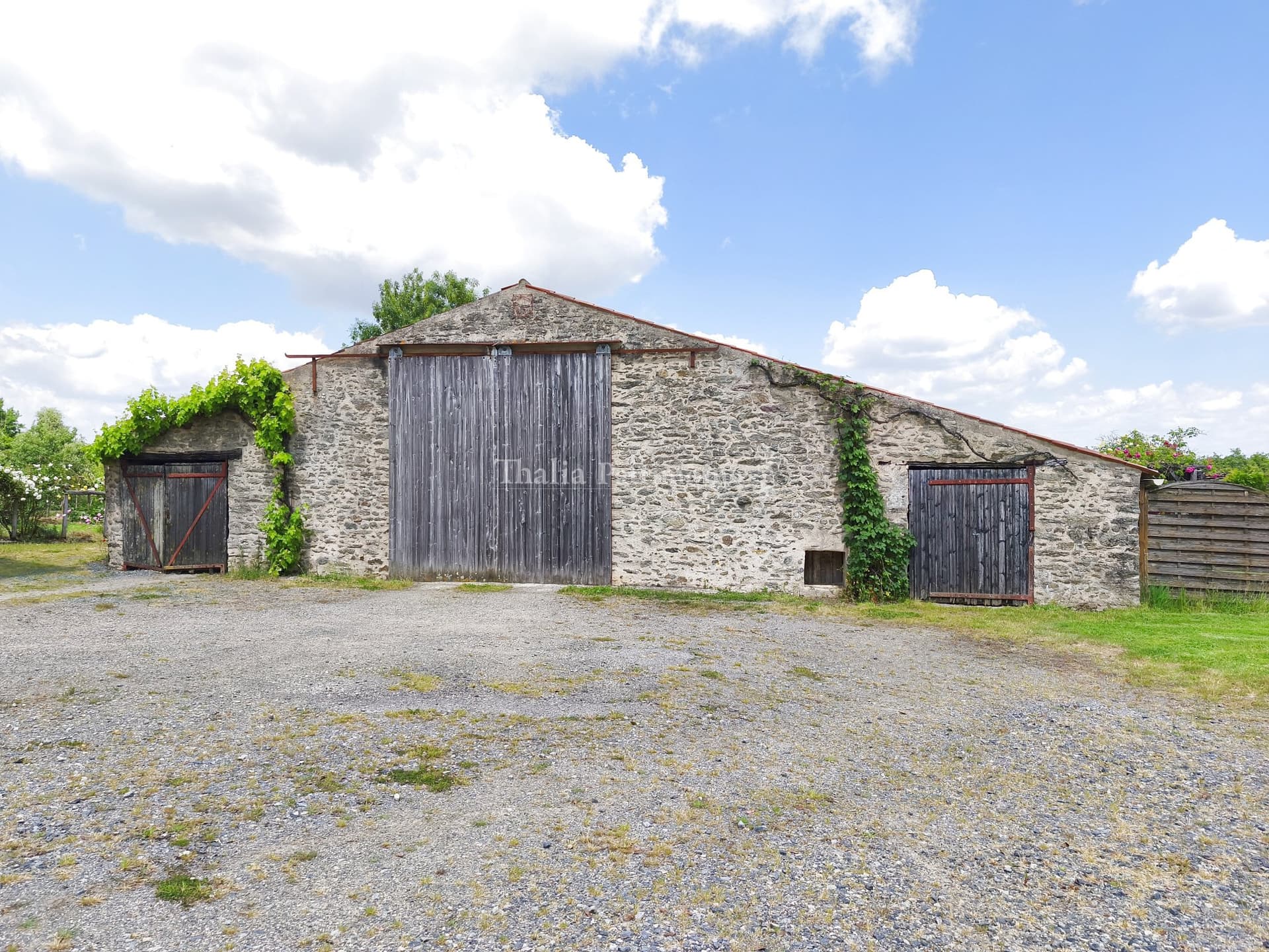 Charming Stone House With Cottage And Stables On 3 Hectares 5