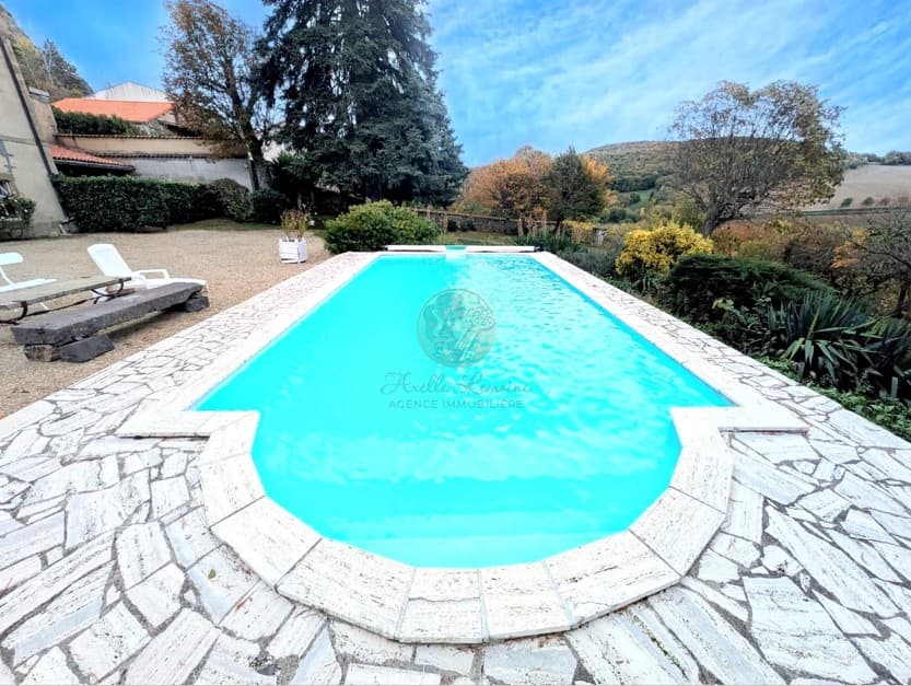 Charming 18th Century Manor House With Swimming Pool 3